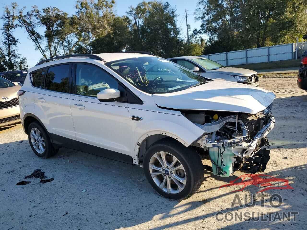 FORD ESCAPE 2018 - 1FMCU9HD2JUA29745