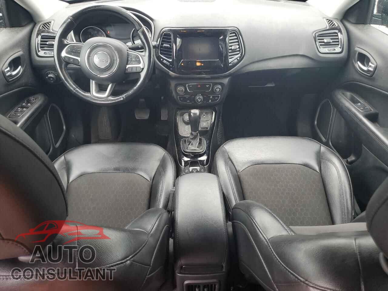 JEEP COMPASS 2020 - 3C4NJDBB0LT112622