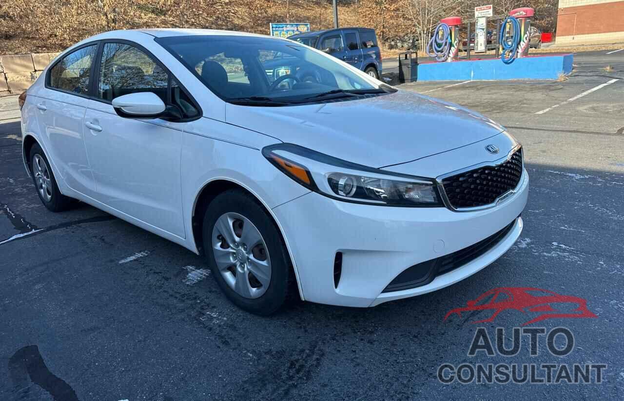 KIA FORTE 2017 - 3KPFL4A79HE136084