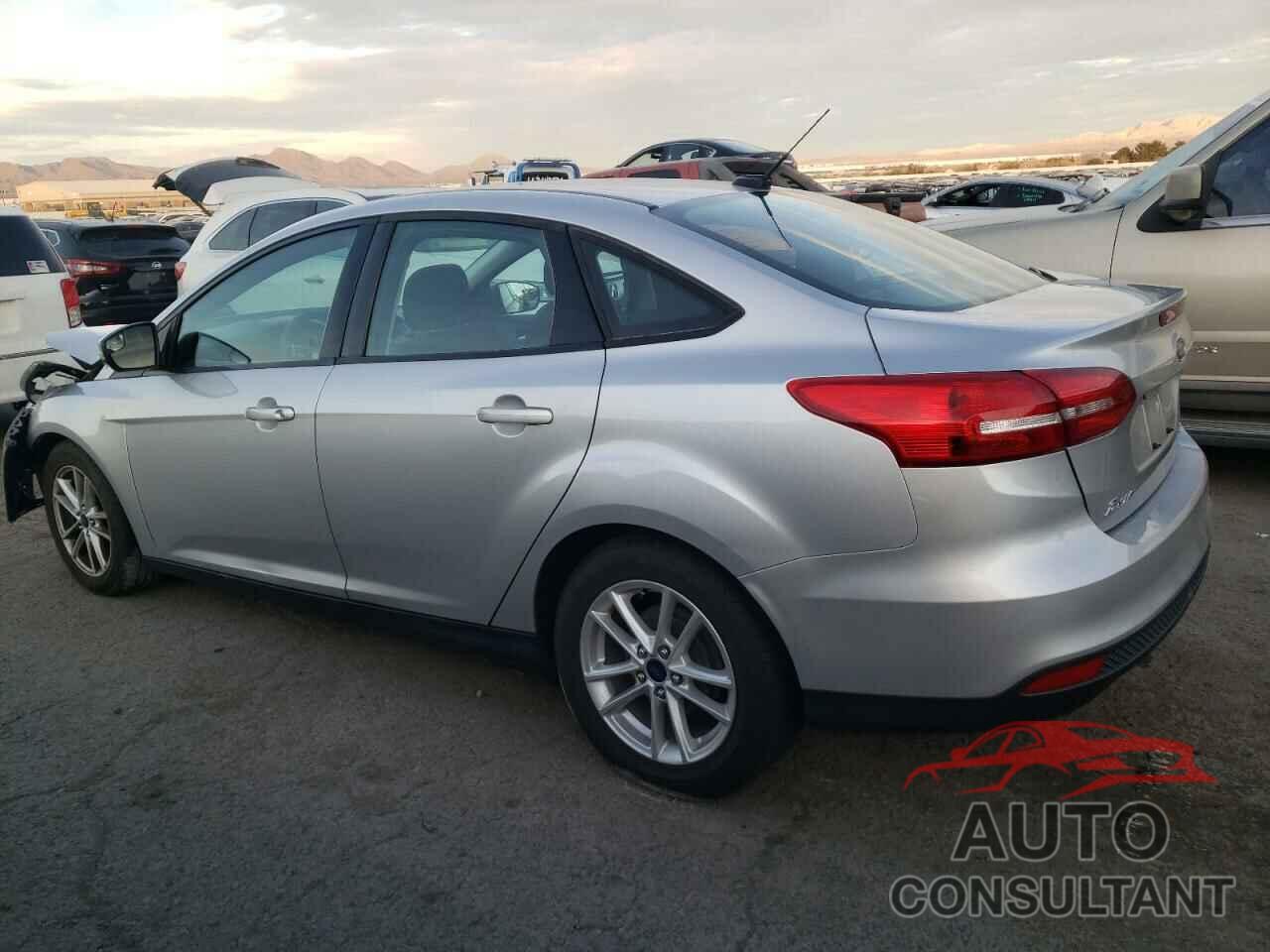 FORD FOCUS 2017 - 1FADP3F28HL285599