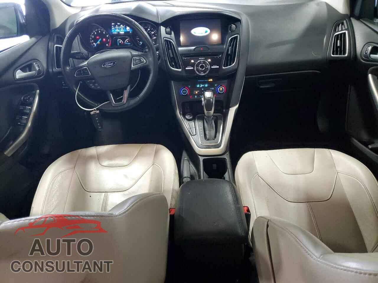 FORD FOCUS 2017 - 1FADP3J25HL272056
