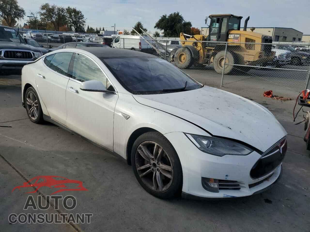TESLA MODEL S 2013 - 5YJSA1CN3DFP27546