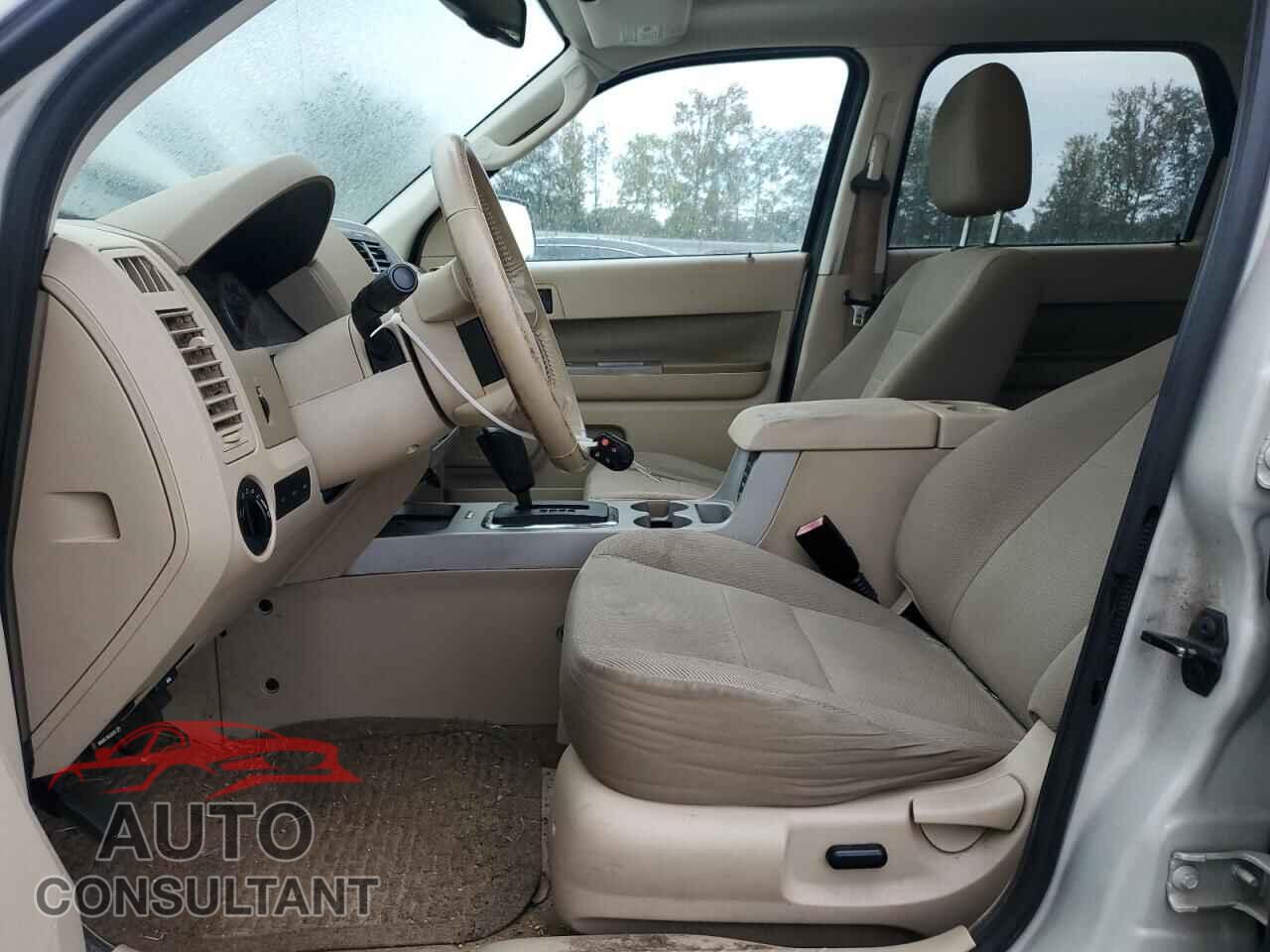FORD ESCAPE 2009 - 1FMCU03729KB53468