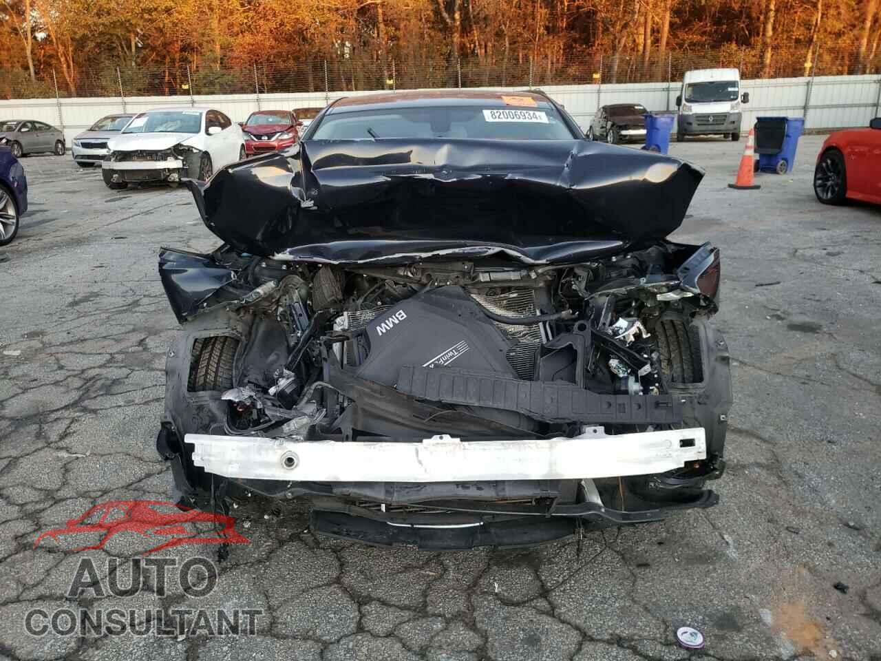 BMW 3 SERIES 2017 - WBA8A9C32HAC99877