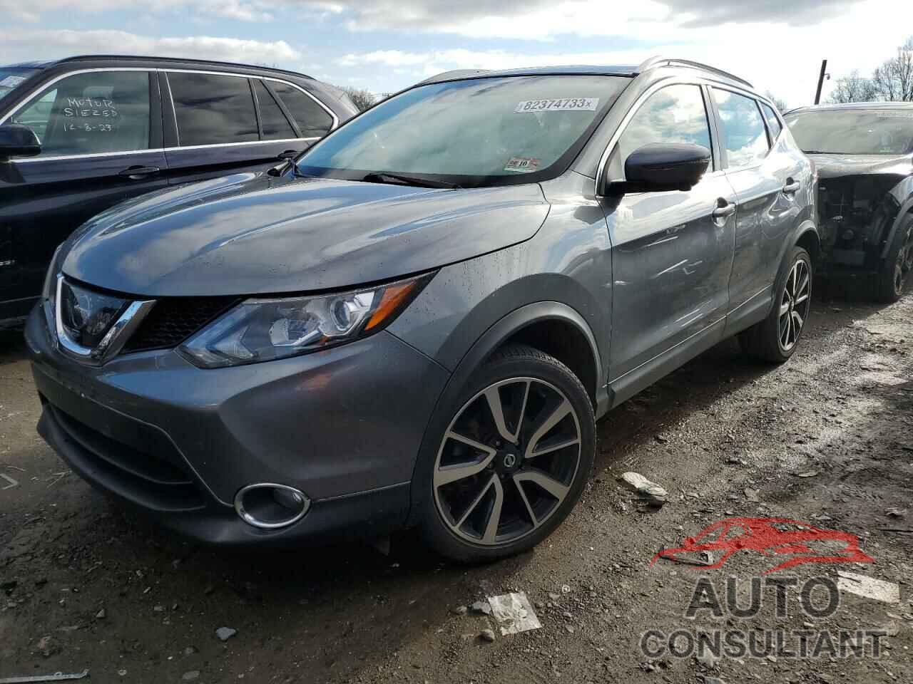 NISSAN ROGUE 2017 - JN1BJ1CR5HW101469