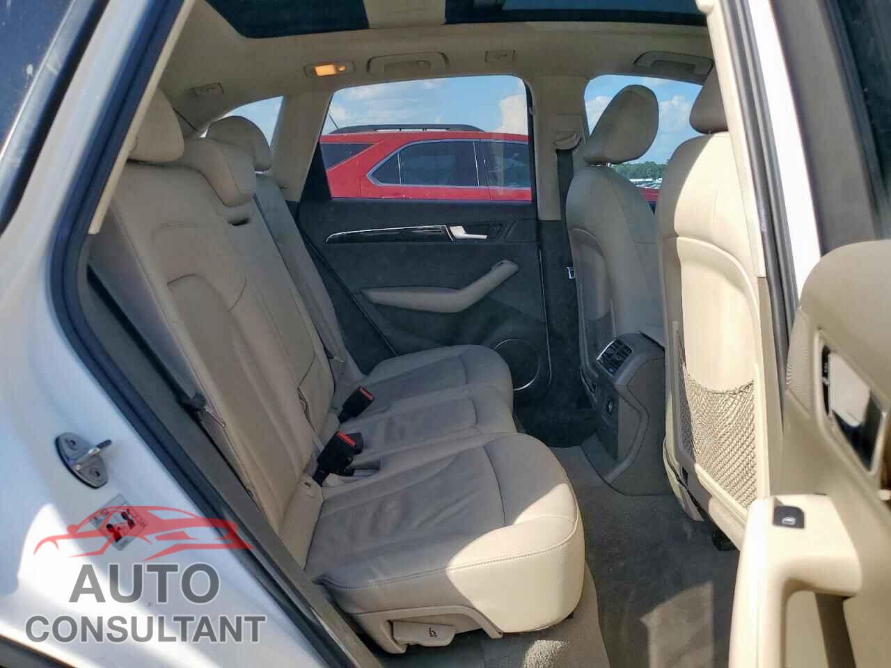 AUDI Q5 2012 - WA1LFAFP6CA044177