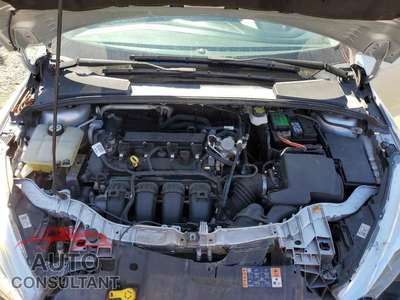 FORD FOCUS 2017 - 1FADP3F25HL300303