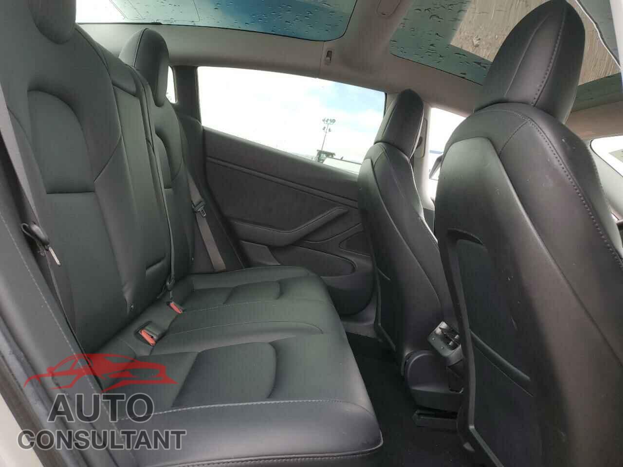 TESLA MODEL 3 2018 - 5YJ3E1EB6JF091289