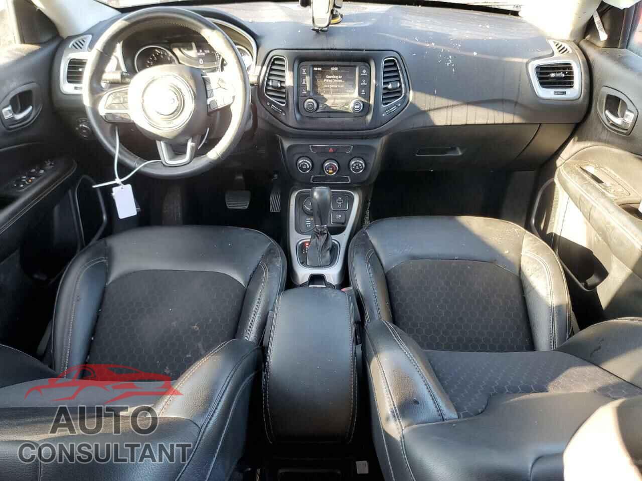 JEEP COMPASS 2018 - 3C4NJDBB7JT366809