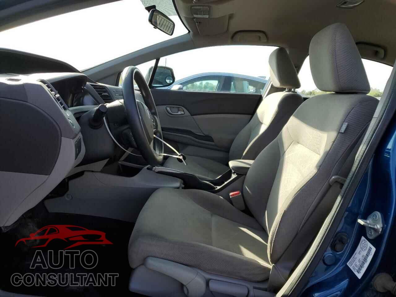 HONDA CIVIC 2012 - 2HGFB2F49CH031825