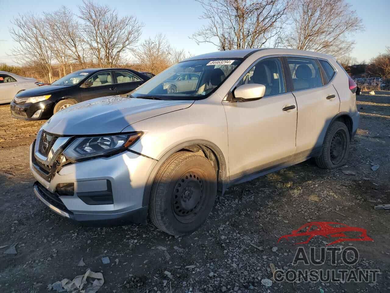 NISSAN ROGUE 2017 - KNMAT2MV1HP618265