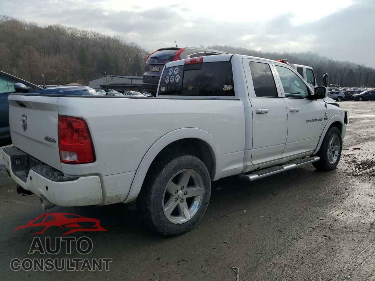 DODGE RAM 1500 2012 - 1C6RD7HTXCS186861