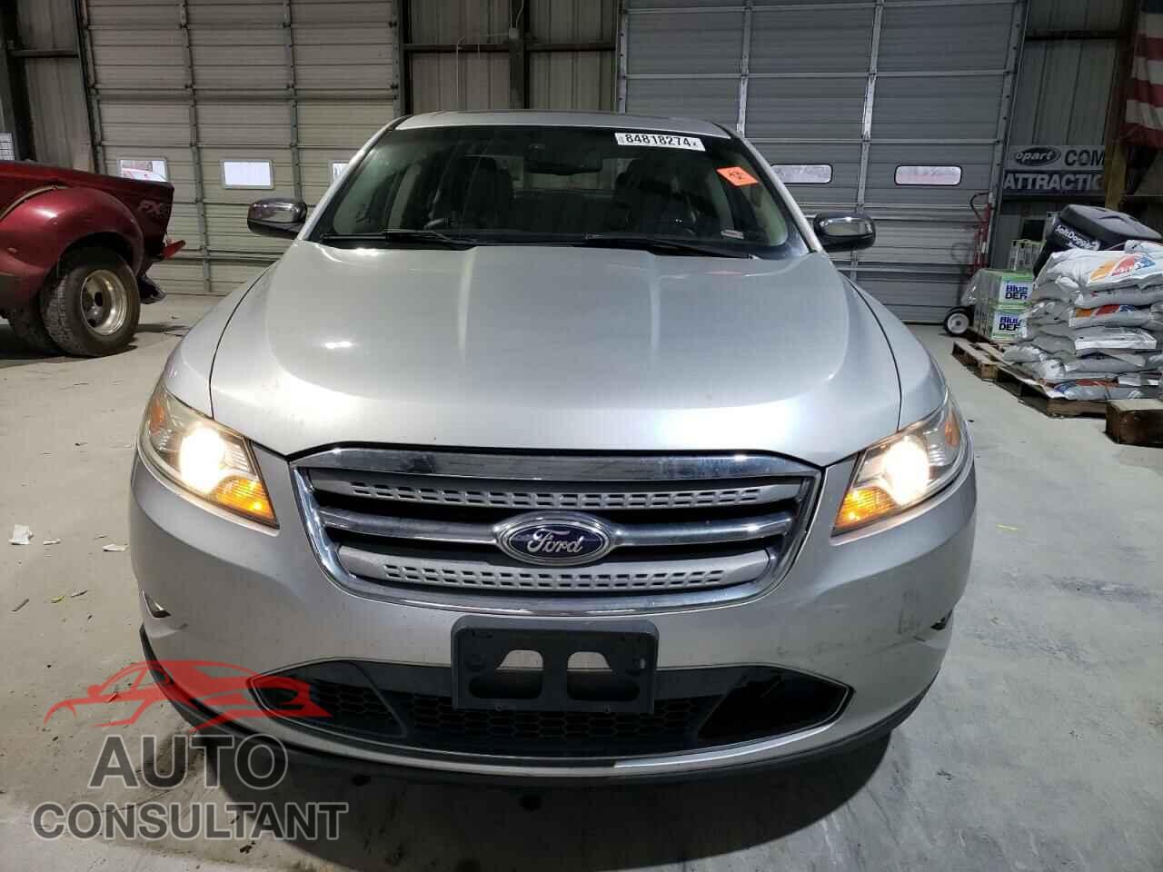 FORD TAURUS 2011 - 1FAHP2FW5BG126800