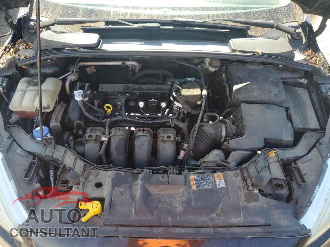 FORD FOCUS 2015 - 1FADP3E27FL200427