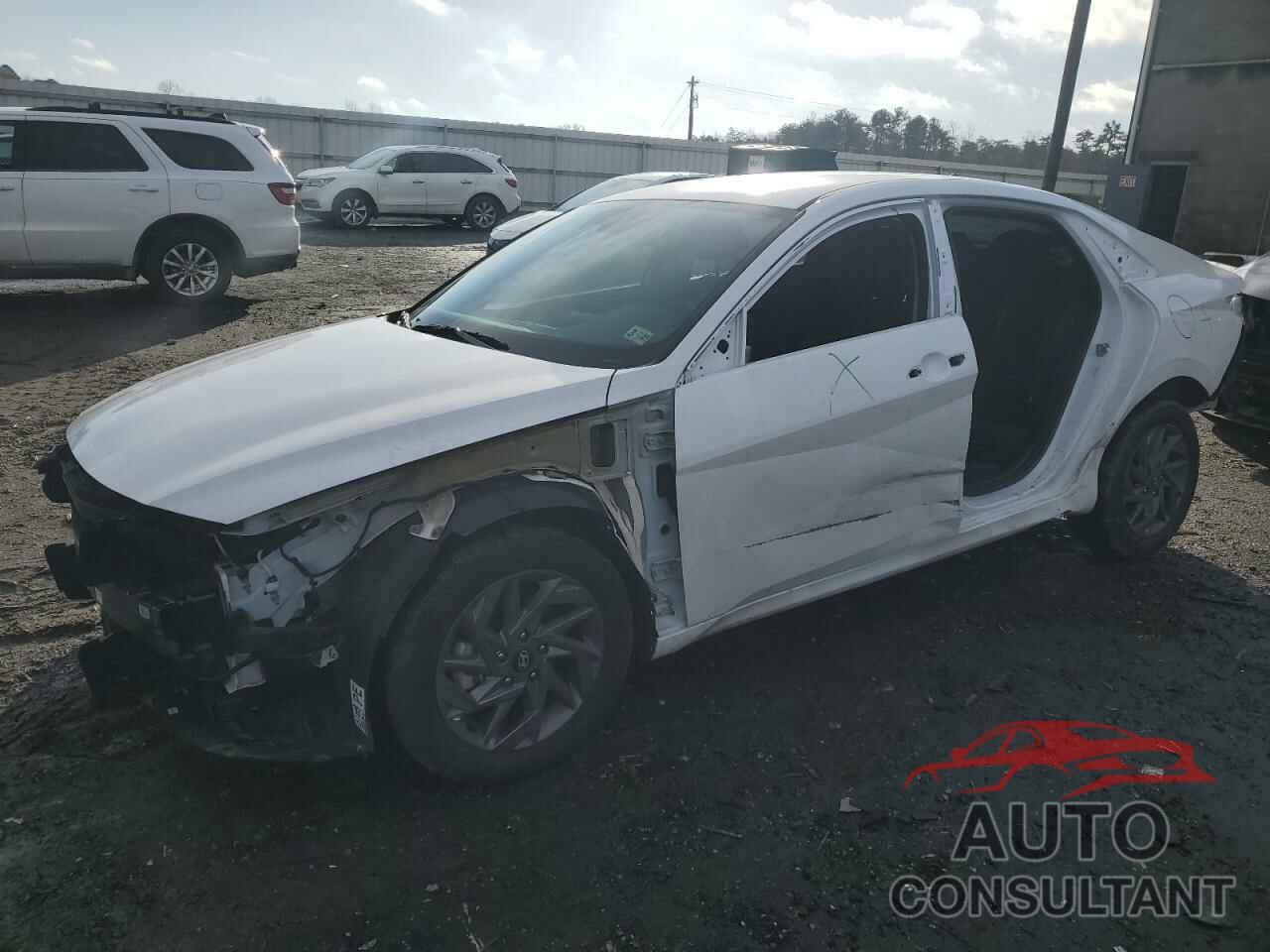 HYUNDAI ELANTRA 2024 - KMHLM4DG9RU736534
