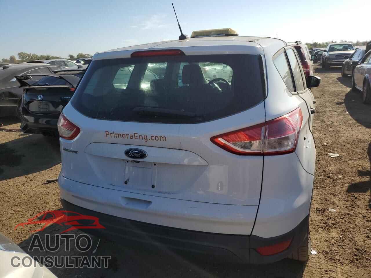 FORD ESCAPE 2015 - 1FMCU0F74FUB65164