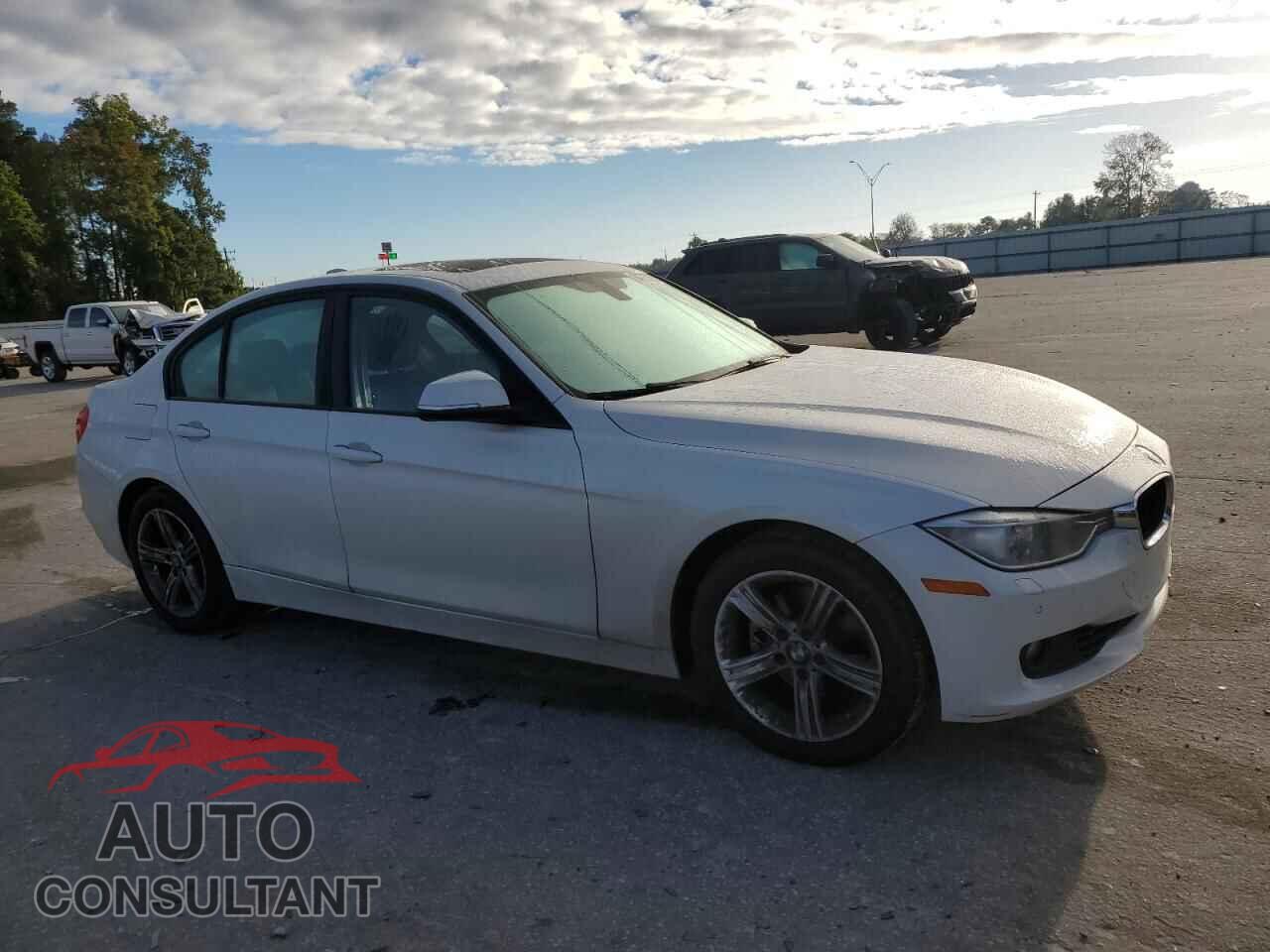 BMW 3 SERIES 2013 - WBA3A5C51DF600332