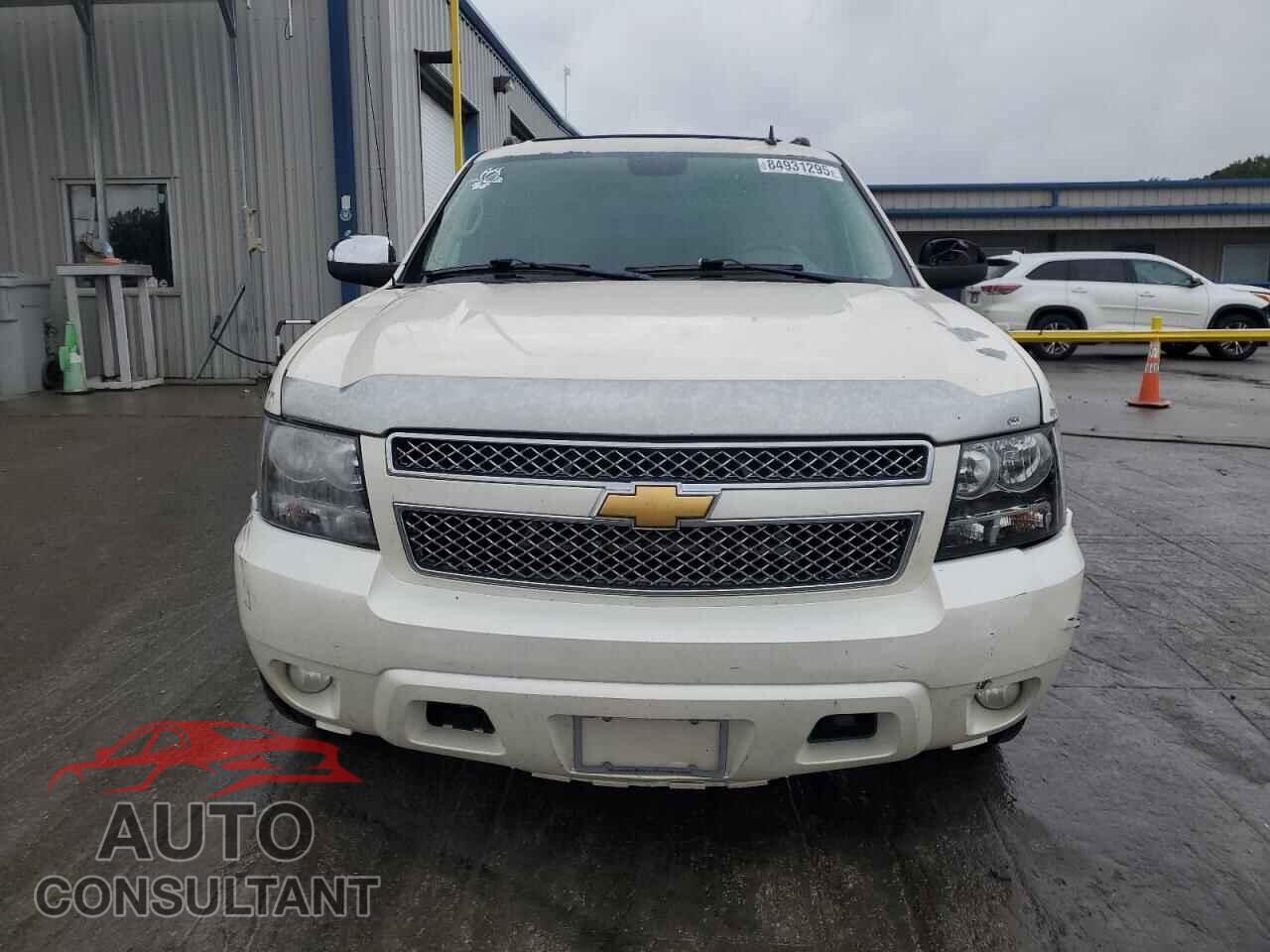 CHEVROLET AVALANCHE 2013 - 3GNMCGE04DG197435