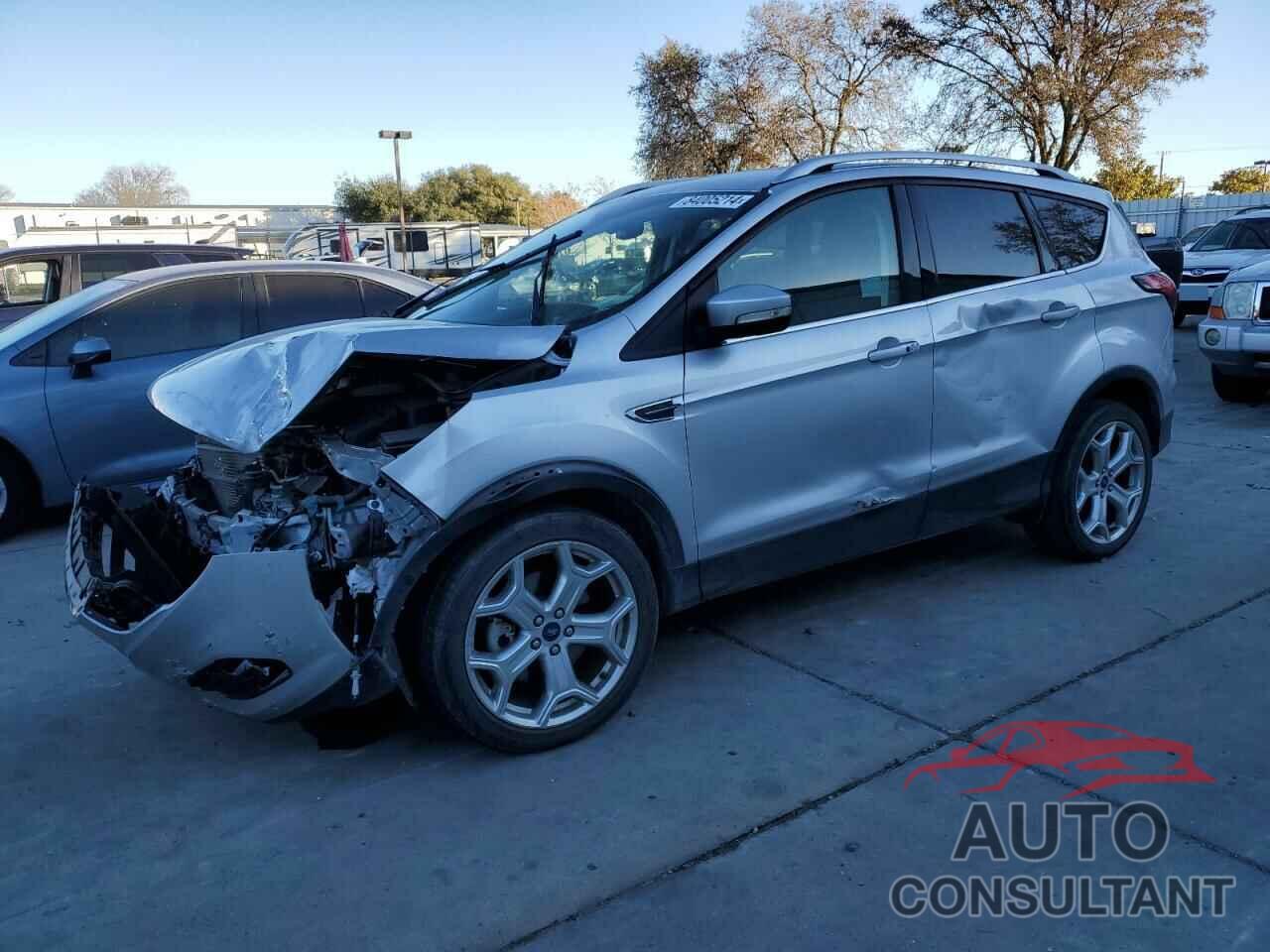 FORD ESCAPE 2019 - 1FMCU9J96KUA47575