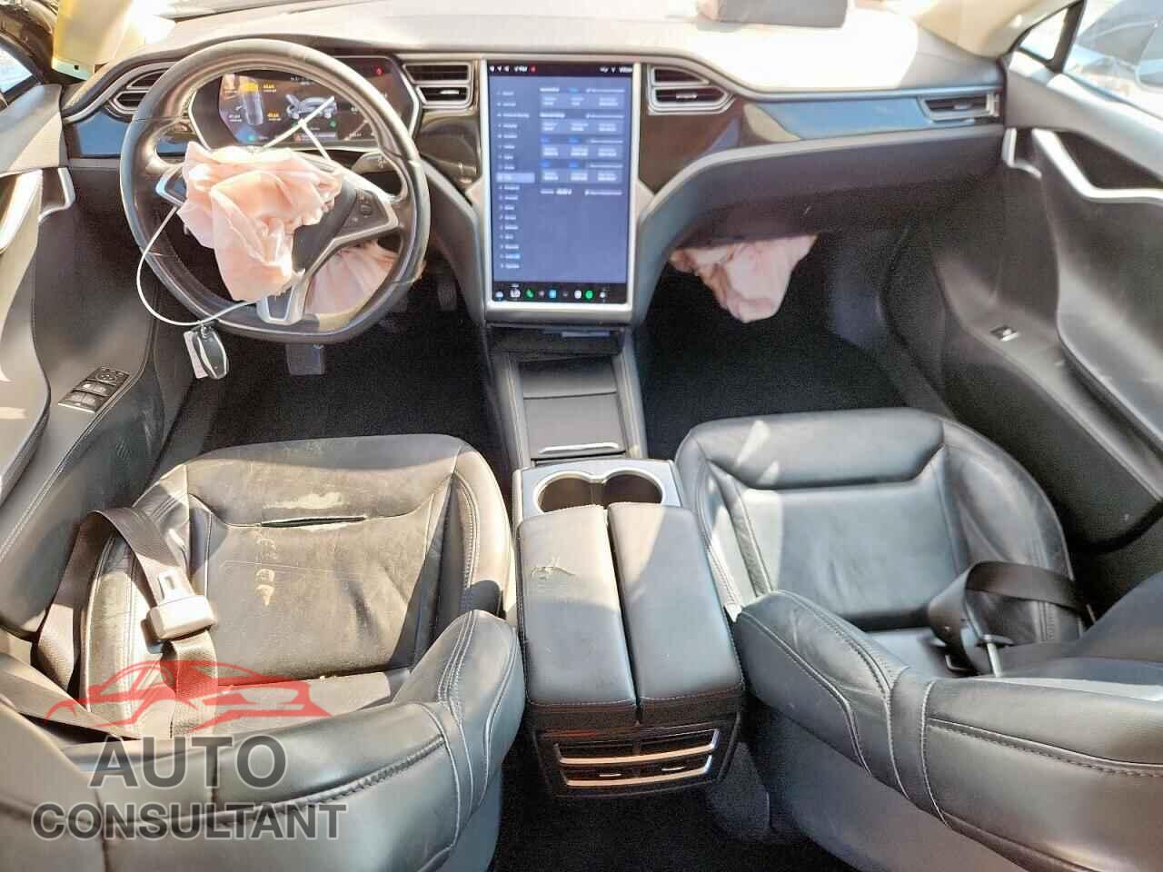 TESLA MODEL S 2015 - 5YJSA1S27FF086590