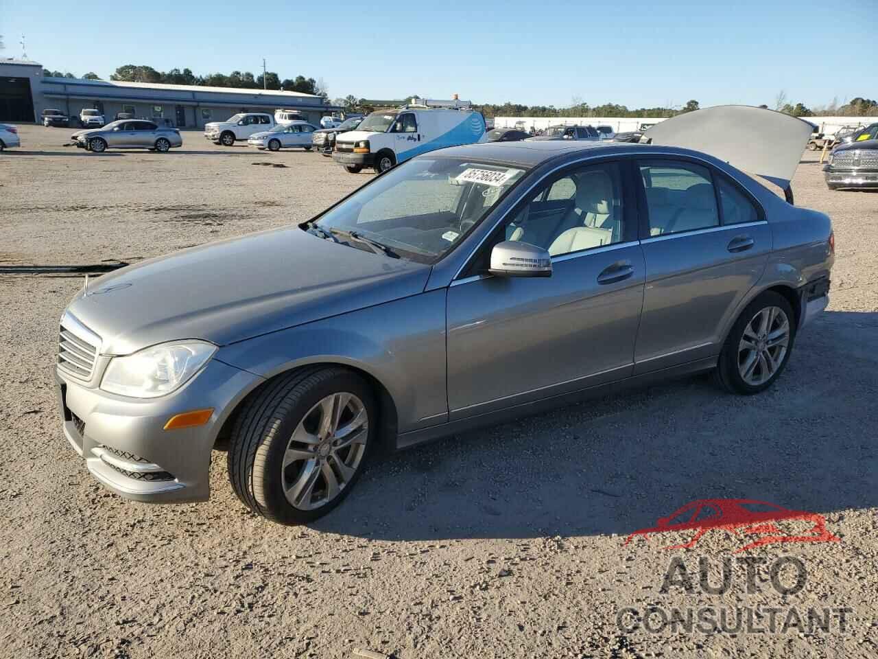MERCEDES-BENZ C-CLASS 2012 - WDDGF8BB1CR225351