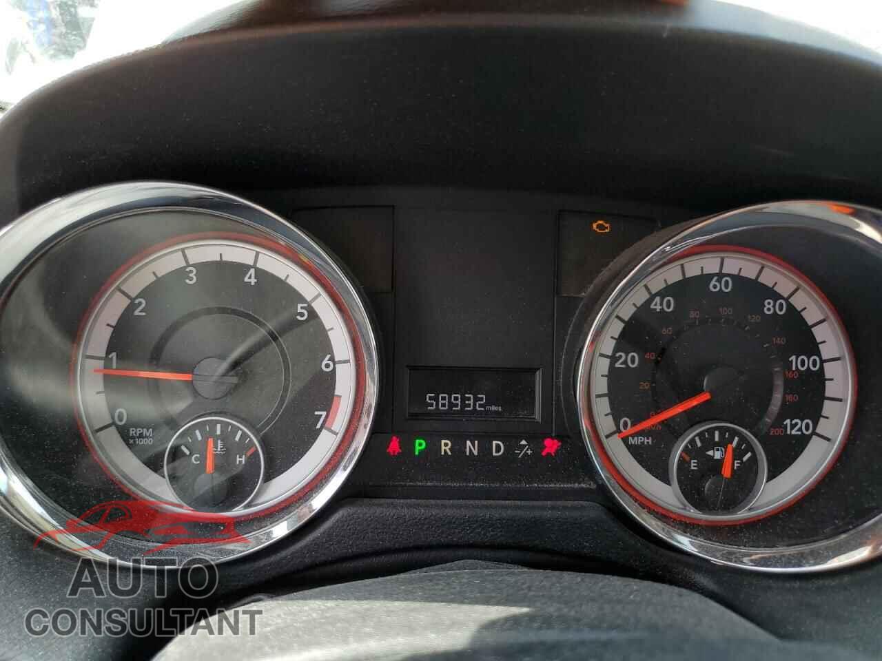 DODGE CARAVAN 2011 - 2D4RN3DG1BR743036