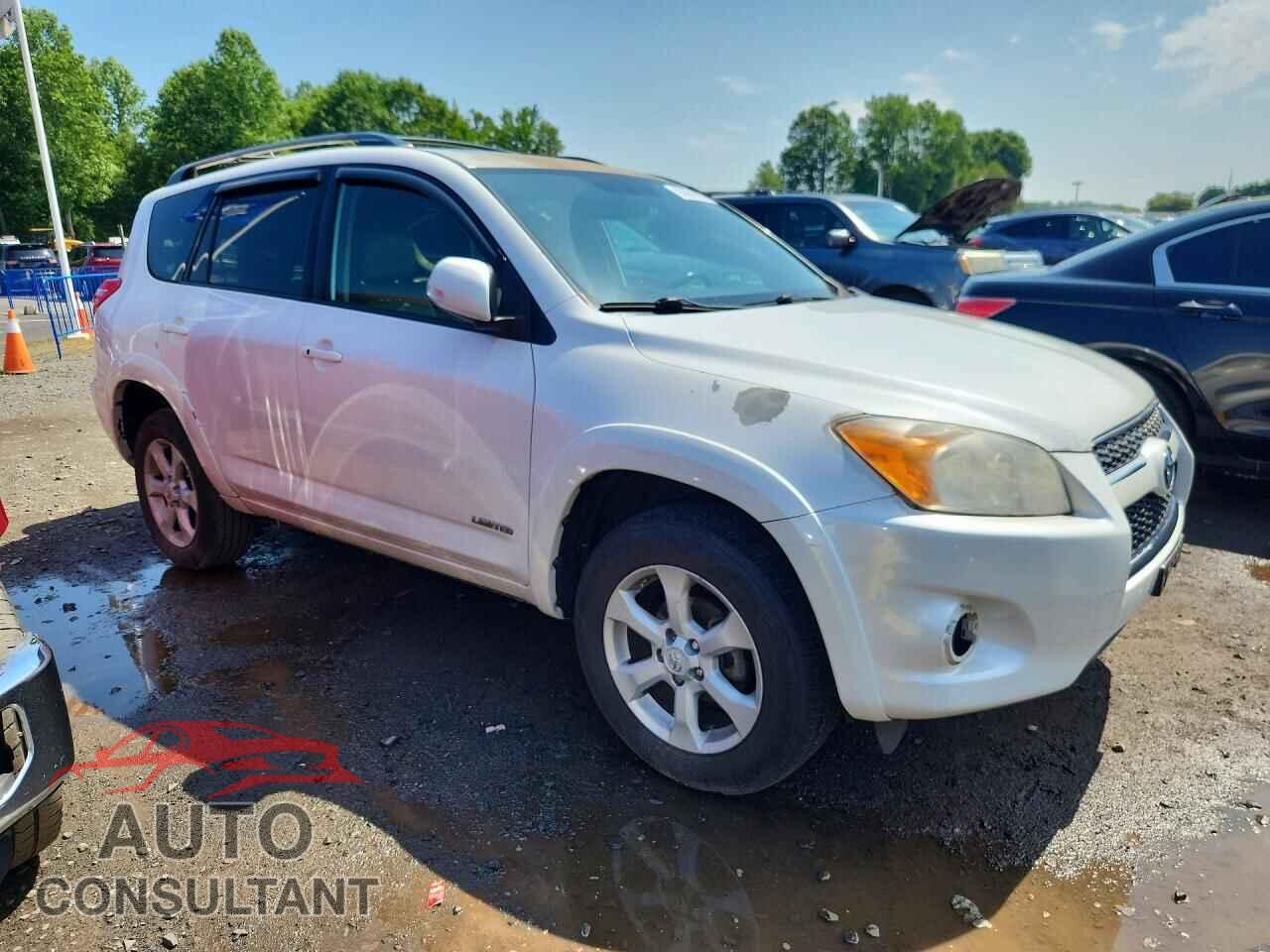 TOYOTA RAV4 2011 - 2T3DF4DV2BW176852