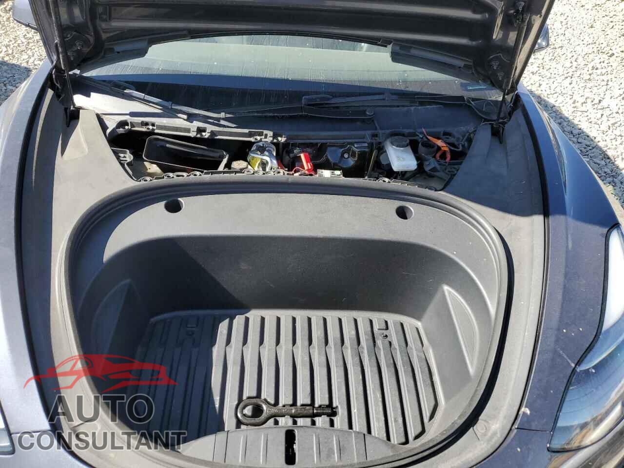 TESLA MODEL 3 2023 - 5YJ3E1EA8PF543839
