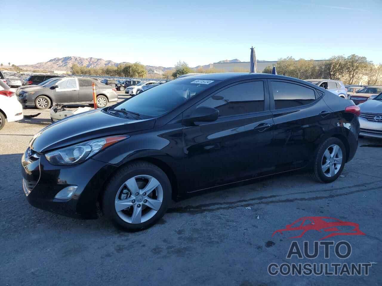 HYUNDAI ELANTRA 2013 - 5NPDH4AE7DH159179