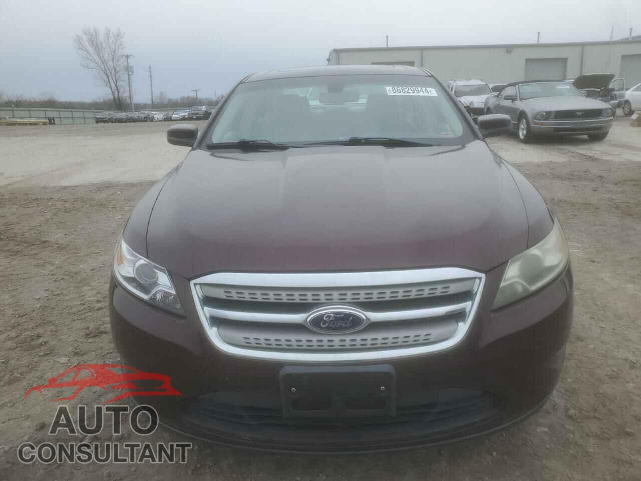 FORD TAURUS 2011 - 1FAHP2EW2BG160565