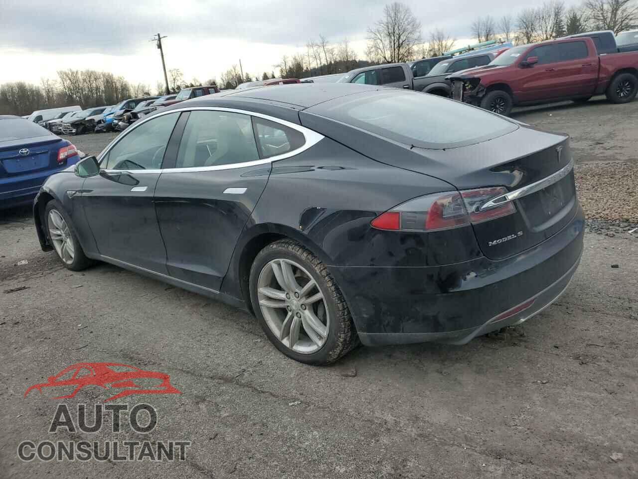 TESLA MODEL S 2014 - 5YJSA1H18EFP45810