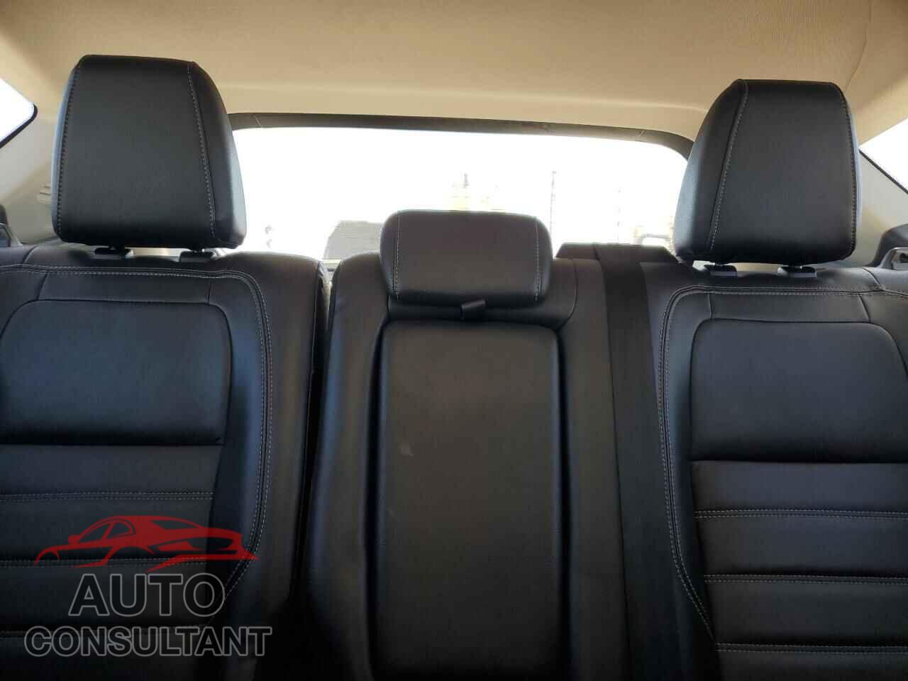 FORD CMAX 2017 - 1FADP5DU8HL112679
