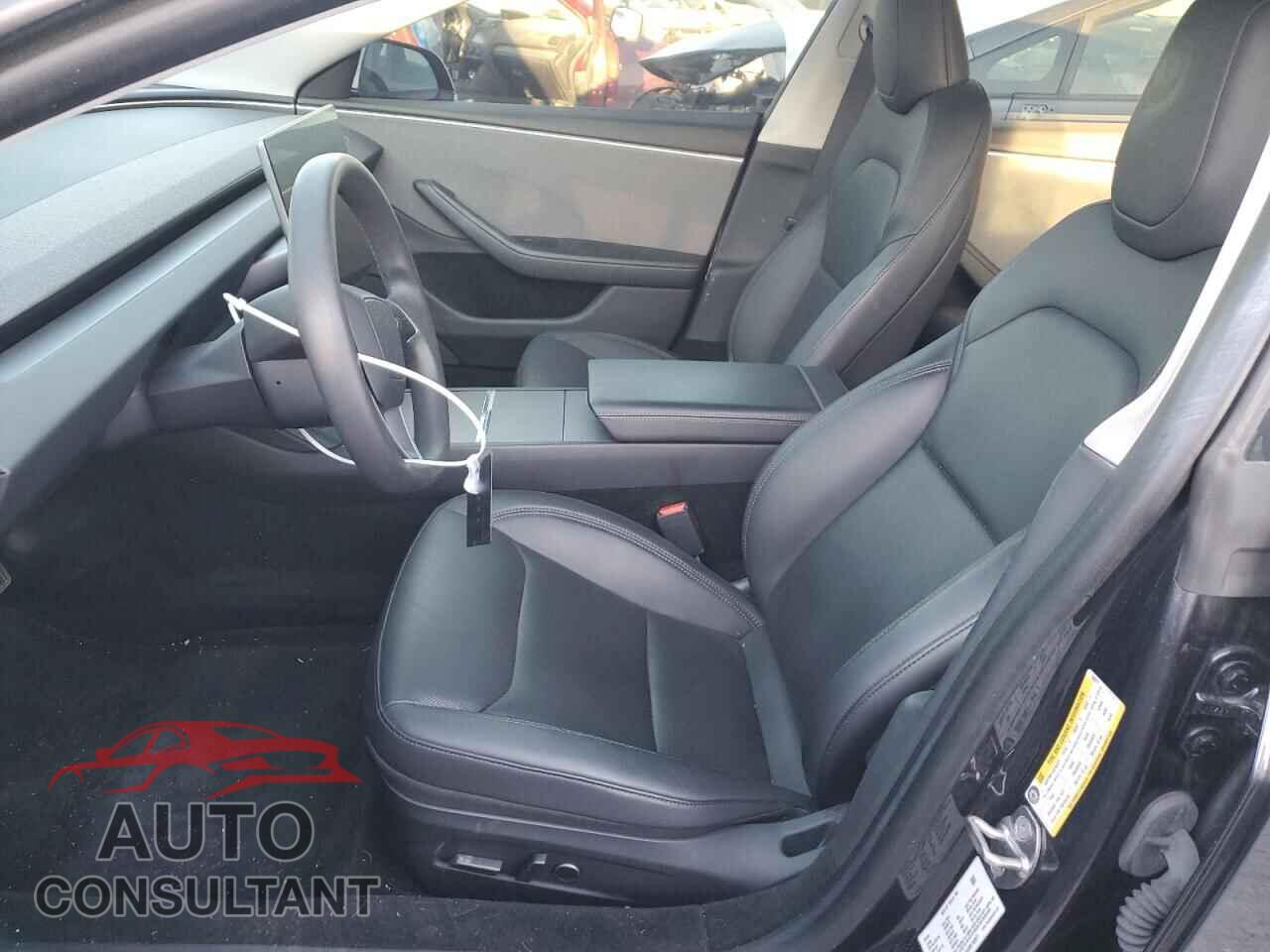 TESLA MODEL 3 2024 - 5YJ3E1EA3RF740971