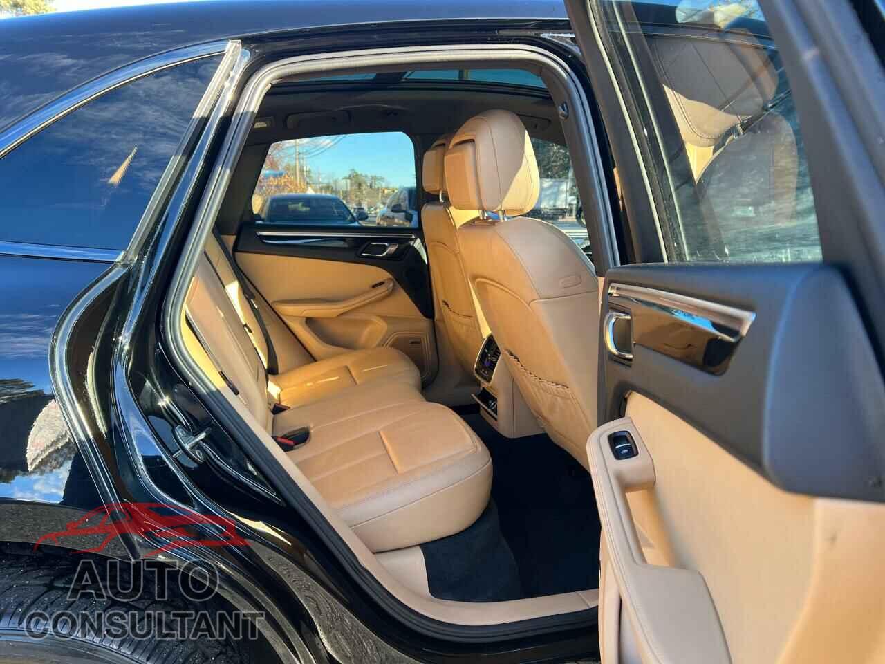 PORSCHE MACAN 2017 - WP1AB2A55HLB11043