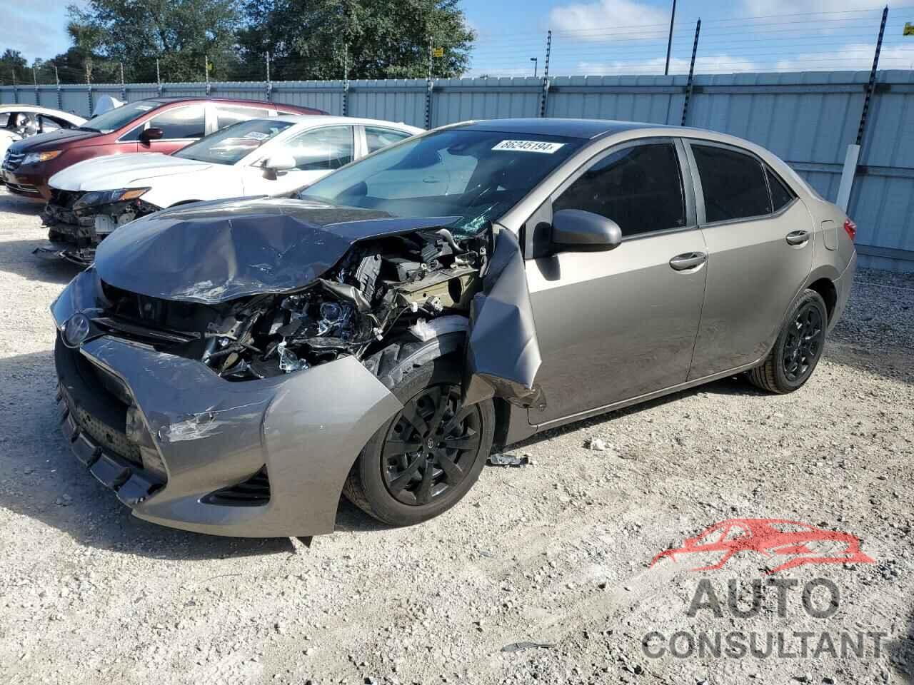 TOYOTA COROLLA 2018 - 5YFBURHE8JP798725