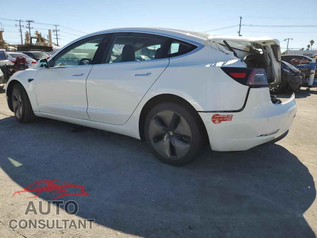 TESLA MODEL 3 2018 - 5YJ3E1EA8JF049617