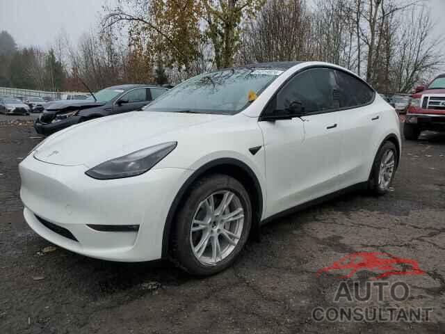 TESLA MODEL Y 2023 - 7SAYGDEE0PF774709