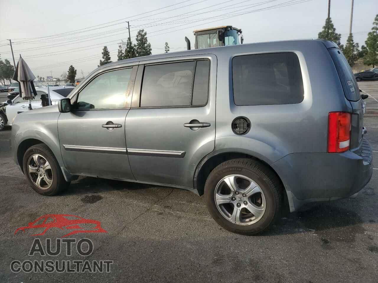HONDA PILOT 2012 - 5FNYF3H41CB015932