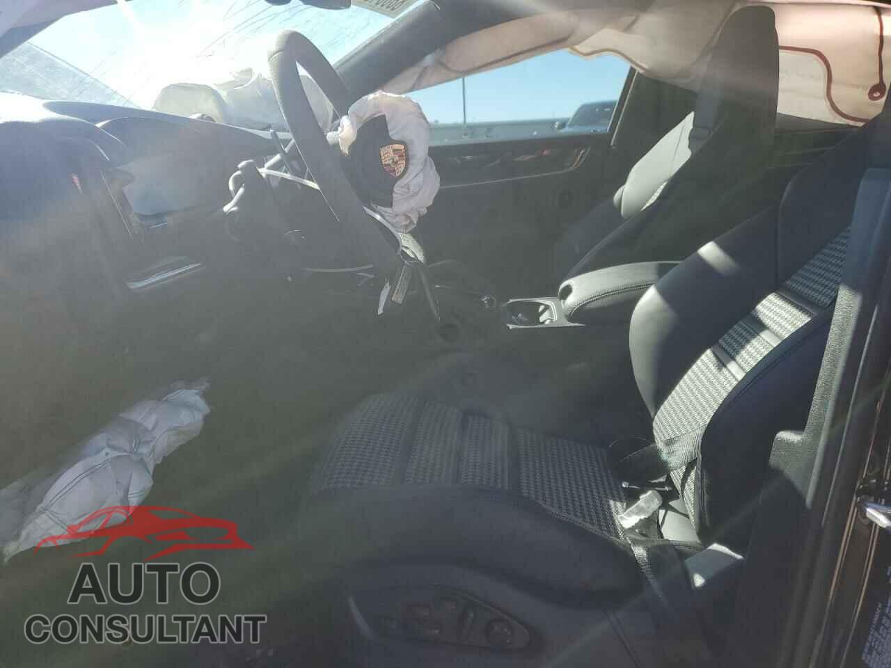 PORSCHE CAYENNE 2024 - WP1BL2AY2RDA60107