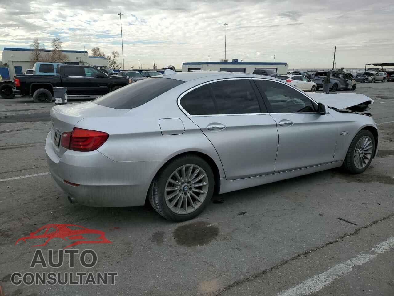BMW 5 SERIES 2013 - WBAFR7C59DC825858
