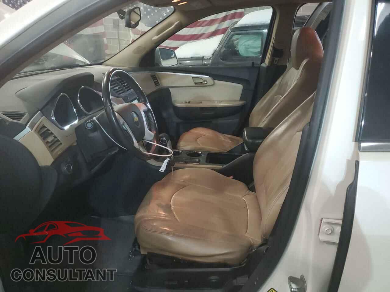 CHEVROLET TRAVERSE 2012 - 1GNKVLEDXCJ301789
