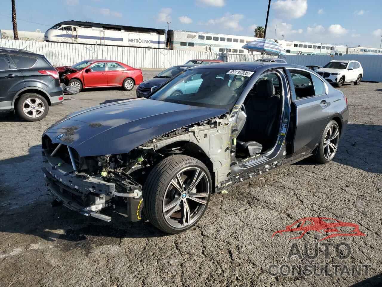 BMW 3 SERIES 2022 - 3MW5R1J01N8C41916