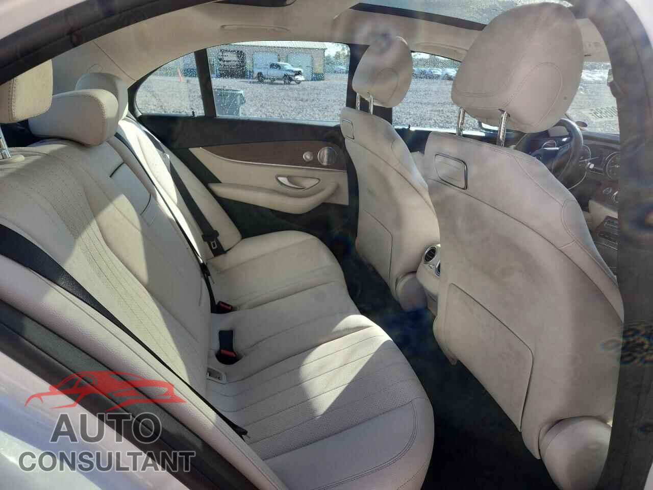 MERCEDES-BENZ E-CLASS 2018 - WDDZF4KB1JA480210