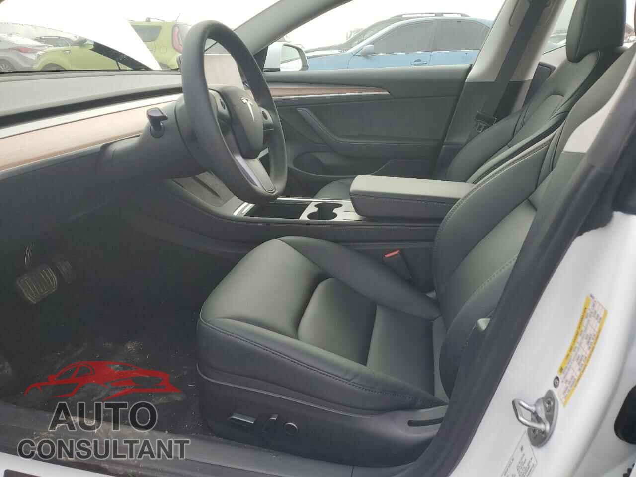 TESLA MODEL 3 2023 - 5YJ3E1EA0PF686476