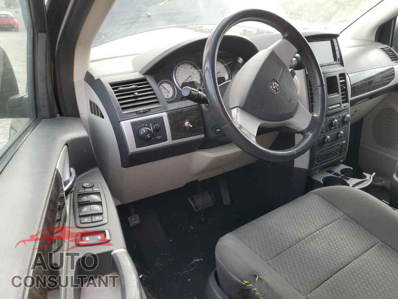 DODGE CARAVAN 2010 - 2D4RN5D12AR239617