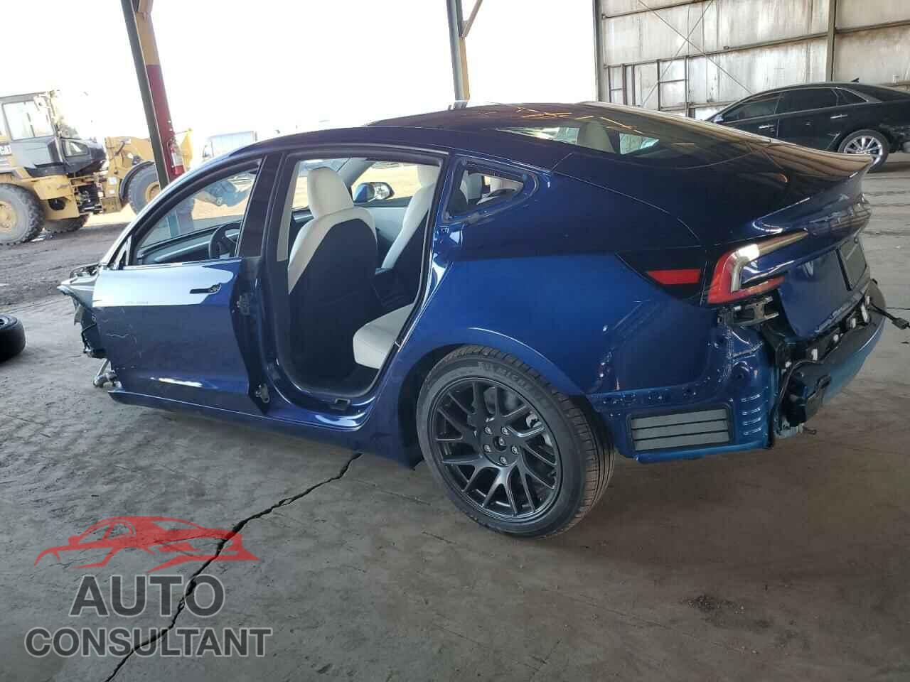 TESLA MODEL 3 2024 - 5YJ3E1EA9RF831243