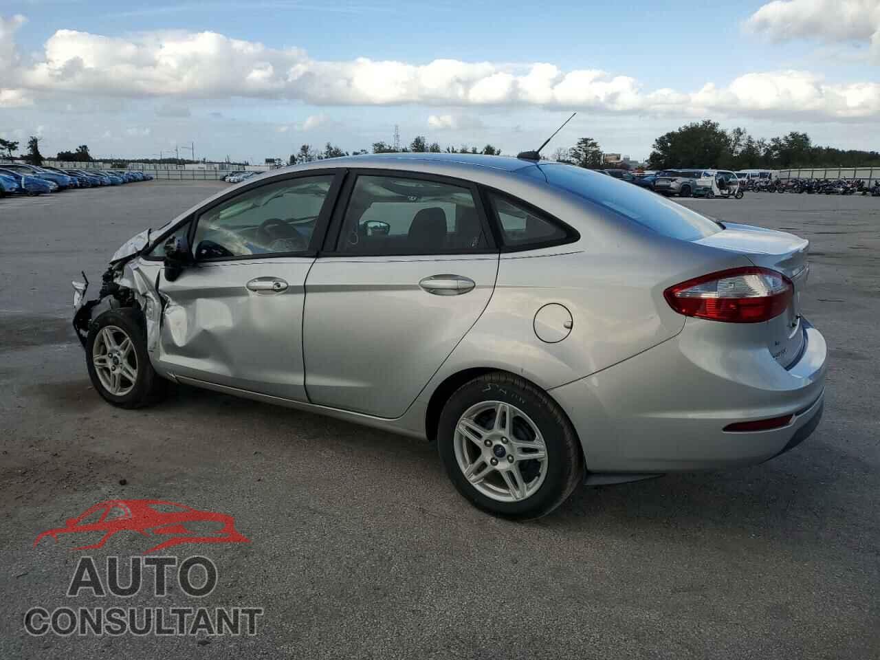 FORD FIESTA 2018 - 3FADP4BJ4JM126098