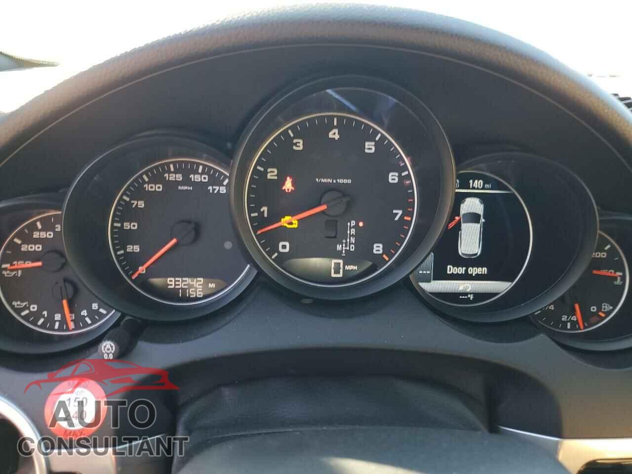 PORSCHE CAYENNE 2016 - WP1AA2A24GLA03505
