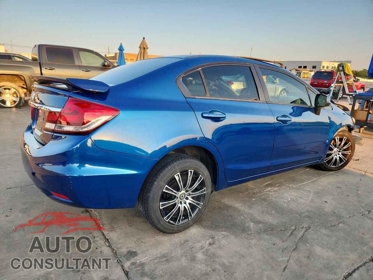 HONDA CIVIC 2013 - 2HGFB2F56DH537977