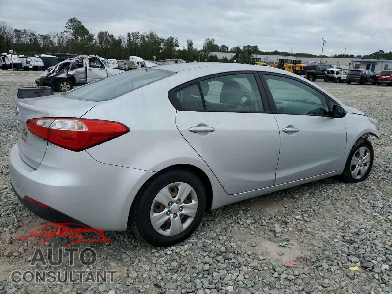 KIA FORTE 2015 - KNAFK4A63F5431682